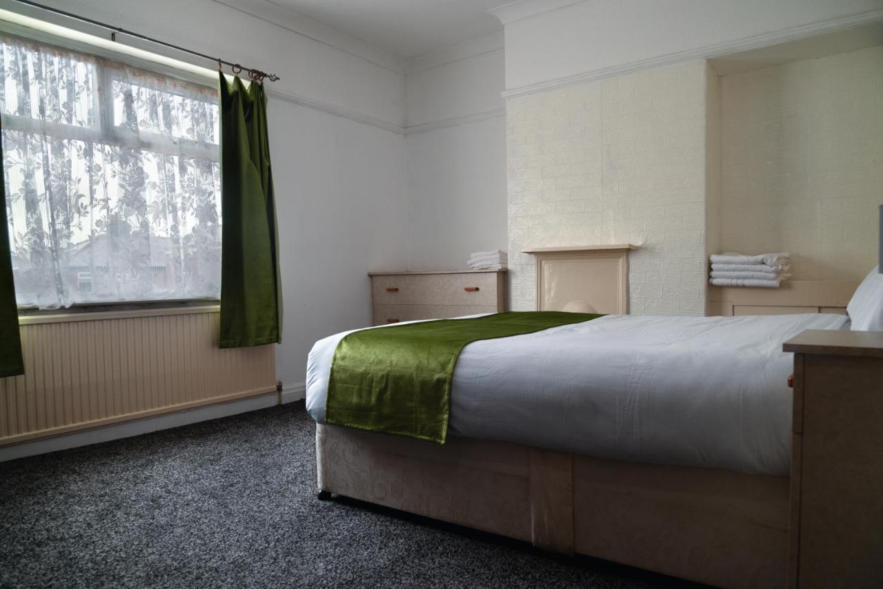Amarillys Guest House Preston  Eksteriør billede