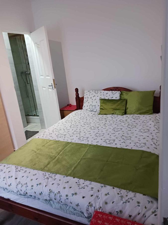 Amarillys Guest House Preston  Eksteriør billede