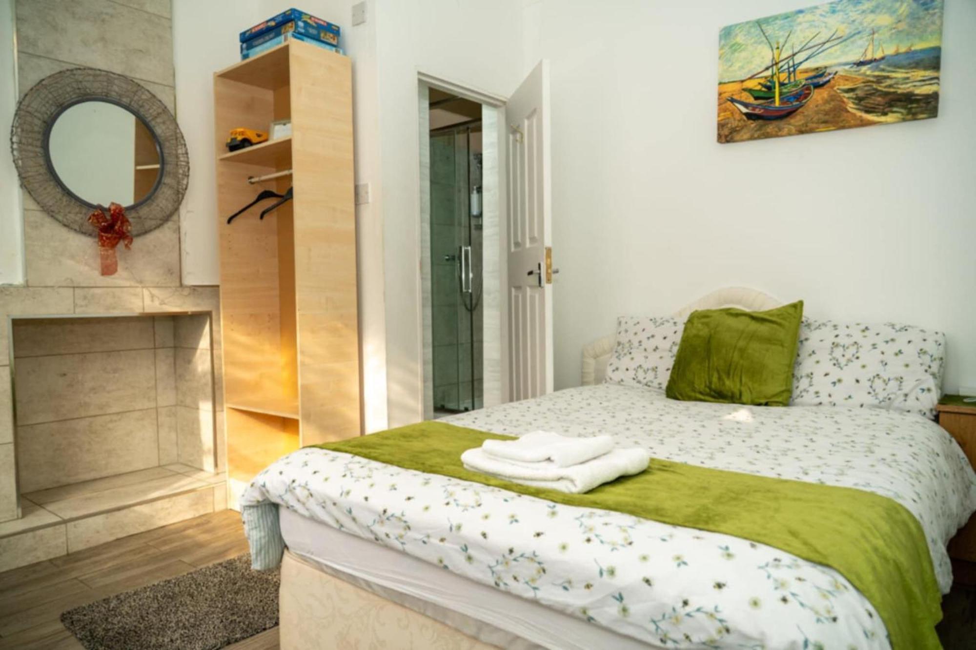 Amarillys Guest House Preston  Eksteriør billede